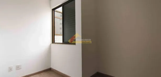 Apartamento com 3 Quartos para alugar, 120m² no Centro, Divinópolis
