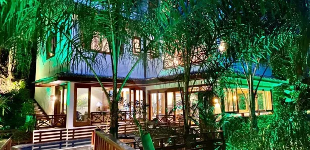 Casa de Condomínio com 5 Quartos à venda, 400m² no Guararú, Guarujá