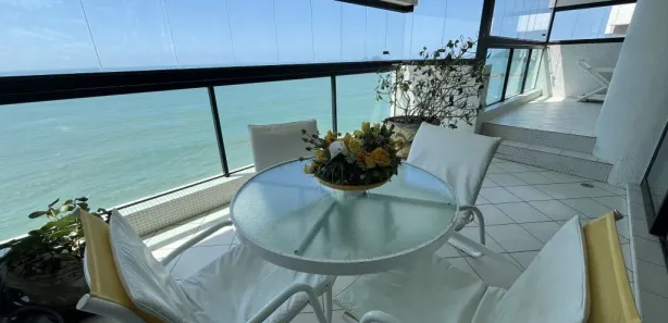 Apartamento com 3 Quartos para alugar, 184m² no Pitangueiras, Guarujá