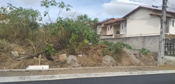 Lote/Terreno à venda, 665m² no Vista Alegre, São Gonçalo