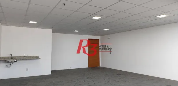 Sala Comercial para alugar, 60m² no Centro, Santos