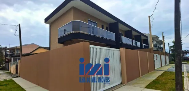 Sobrado com 2 Quartos à venda, 73m² no Bom Retiro, Matinhos