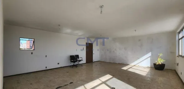 Sala Comercial para alugar, 65m² no Santa Efigênia, Belo Horizonte