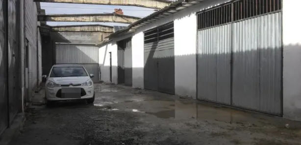 Galpão/Depósito/Armazém à venda, 100m² no Recreio Ipitanga, Lauro de Freitas