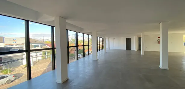 Sala Comercial para alugar, 340m² no Centro, Esteio