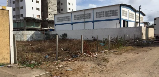 Lote/Terreno à venda, 810m² no Candeias, Jaboatão dos Guararapes