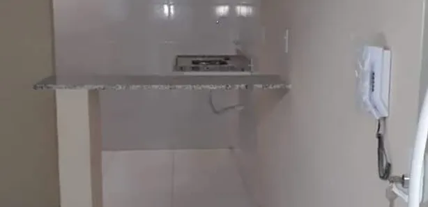 Kitnet com 1 Quarto para alugar, 18m² no Rocha Miranda, Rio de Janeiro
