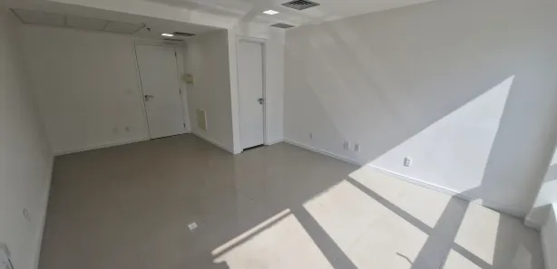 Sala Comercial para alugar, 26m² no Barra Olímpica, Rio de Janeiro