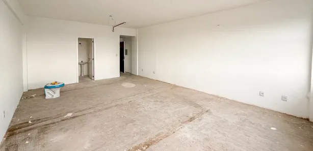 Sala Comercial à venda, 45m² no Centro, Canoas