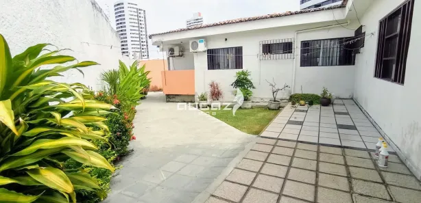 Casa com 3 Quartos à venda, 240m² no Capim Macio, Natal
