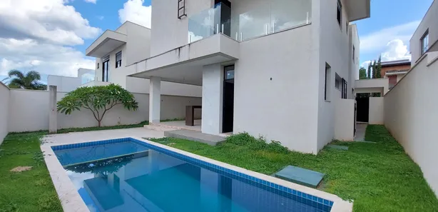 Casa de Condomínio com 4 Quartos à venda, 389m² no Jardins Valência, Goiânia