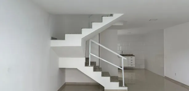 Sobrado com 2 Quartos para alugar, 100m² no Recreio dos Bandeirantes, Rio de Janeiro