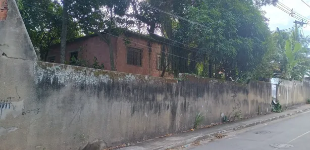Fazenda/Sítio com 4 Quartos à venda, 905m² no Sepetiba, Rio de Janeiro