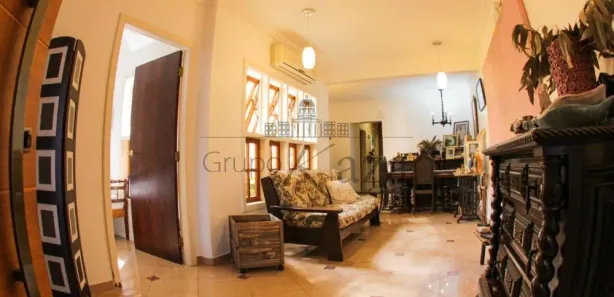 Sobrado com 8 Quartos para alugar, 677m² no Vila São João, Caçapava