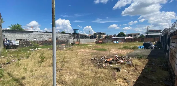 Lote/Terreno para venda ou aluguel, 1300m² no Petrópolis, Manaus