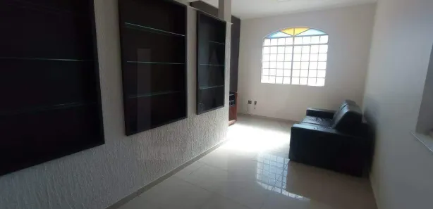 Casa com 3 Quartos para alugar, 145m² no Santa Efigênia, Belo Horizonte
