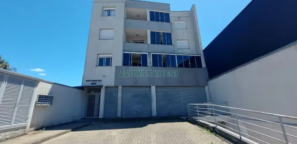 Ponto Comercial à venda, 225m² no Sagrada Família, Caxias do Sul