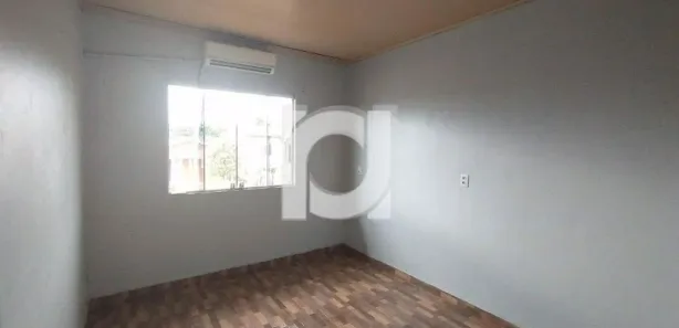 Sobrado com 5 Quartos à venda, 150m² no Centro, Portão