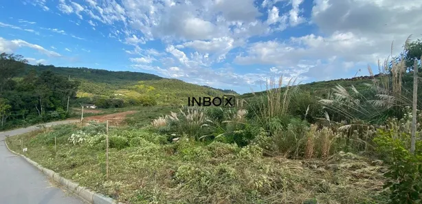 Lote/Terreno à venda, 275m² no Cruzeiro, Caxias do Sul