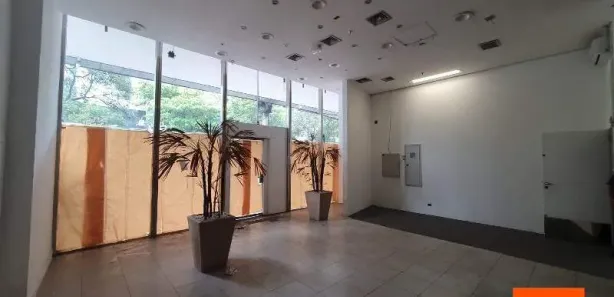 Ponto Comercial para alugar, 325m² no Santa Efigênia, Belo Horizonte
