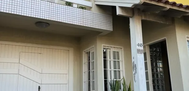 Sobrado com 4 Quartos à venda, 187m² no Vila Márcia, Cachoeirinha