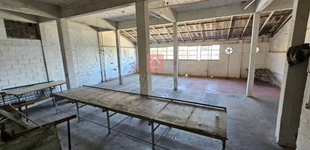 Galpão/Depósito/Armazém com 1 Quarto para alugar, 150m² no Chácara Flora, Petrópolis