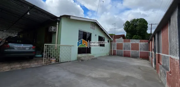 Casa com 3 Quartos à venda, 450m² no Aleixo, Manaus