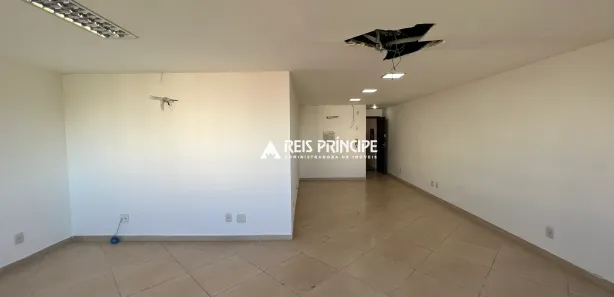 Ponto Comercial para alugar, 45m² no Recreio dos Bandeirantes, Rio de Janeiro