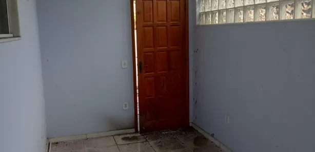 Casa com 2 Quartos para alugar, 210m² no Campo Grande, Rio de Janeiro