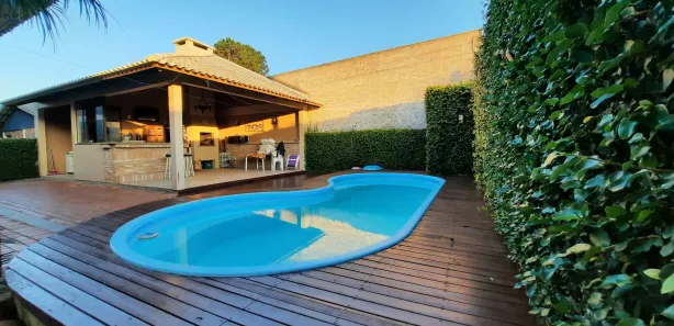 Sobrado com 3 Quartos à venda, 365m² no Centro, Guaíba