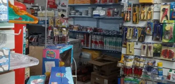 Galpão/Depósito/Armazém com 4 Quartos para alugar, 200m² no Jacarepaguá, Rio de Janeiro