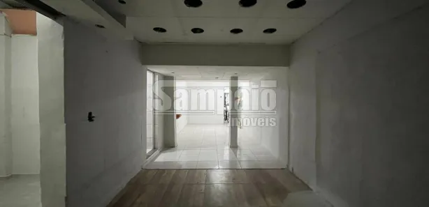 Ponto Comercial para alugar, 42m² no Campo Grande, Rio de Janeiro