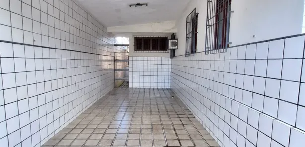 Casa com 3 Quartos para alugar, 170m² no Capim Macio, Natal