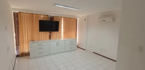 Sala Comercial para alugar, 37m² no Lagoa Nova, Natal
