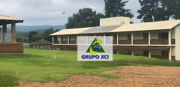 Imóvel Comercial com 16 Quartos para venda ou aluguel, 3000m² no Chácara do Pinhal, Cabreúva