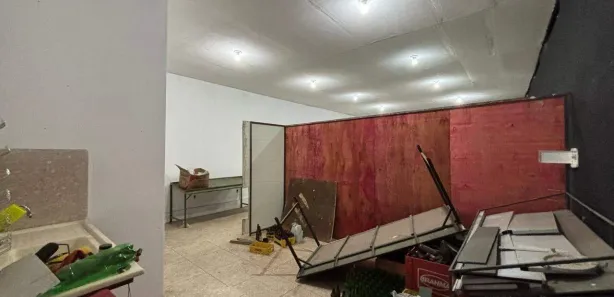 Ponto Comercial para alugar, 100m² no Diamante (Barreiro), Belo Horizonte