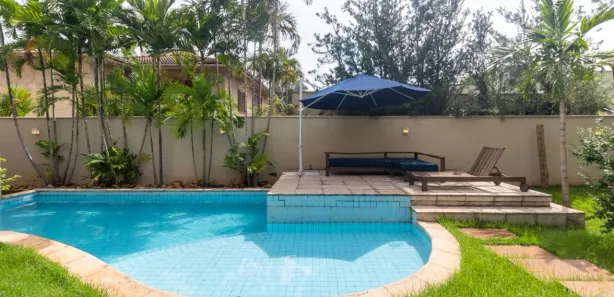 Casa de Condomínio com 4 Quartos à venda, 412m² no Jardins Valência, Goiânia