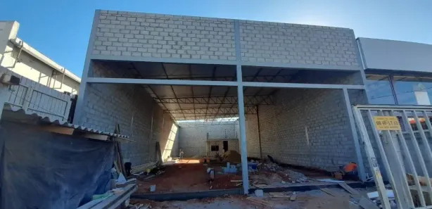 Galpão/Depósito/Armazém para alugar, 377m² no Vila Rosa, Goiânia