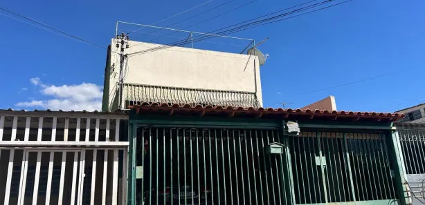 Sobrado com 3 Quartos à venda, 280m² no Taguatinga Norte, Brasília