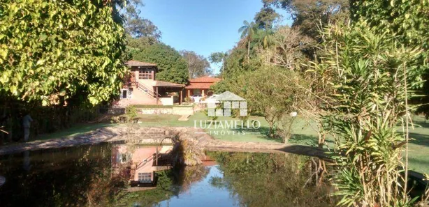 Fazenda/Sítio com 4 Quartos à venda, 1000m² no Chácaras Saia Velha, Valparaíso de Goiás