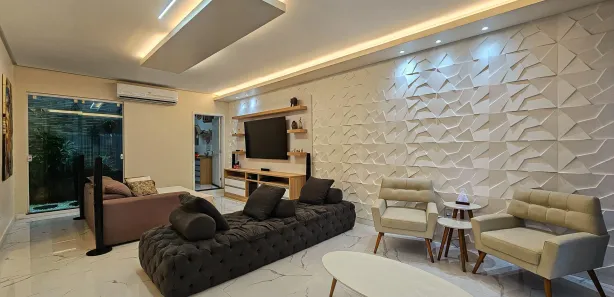 Casa com 4 Quartos à venda, 350m² no Aleixo, Manaus