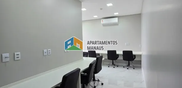 Sala Comercial com 4 Quartos para venda ou aluguel, 100m² no Adrianópolis, Manaus