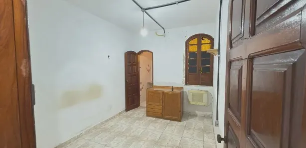 Casa com 2 Quartos para alugar, 300m² no Nossa Senhora das Graças, Manaus