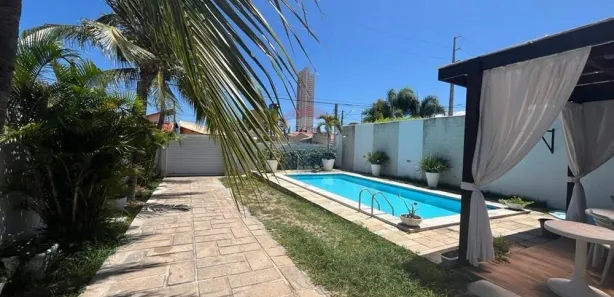 Casa com 3 Quartos à venda, 231m² no Capim Macio, Natal
