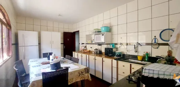 Sobrado com 5 Quartos à venda, 250m² no Taguatinga Norte, Brasília