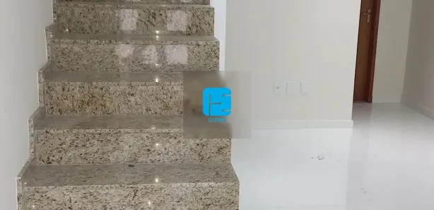 Casa com 2 Quartos para alugar, 93m² no Centro, Araruama