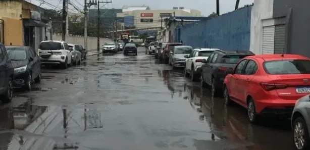 Galpão/Depósito/Armazém à venda, 800m² no Jardim das Margaridas, Salvador