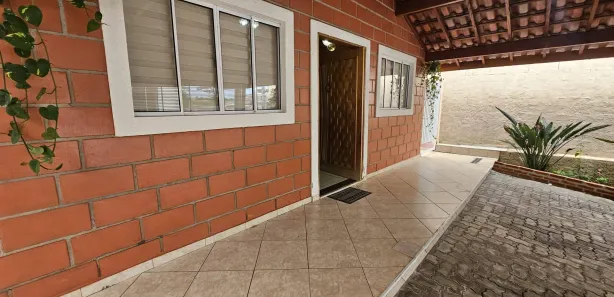 Casa de Condomínio com 2 Quartos para venda ou aluguel, 250m² no , Piracaia