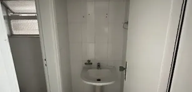 Sala Comercial para alugar, 92m² no Centro, Santos