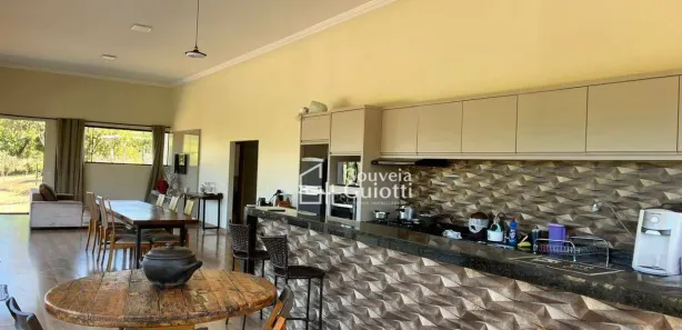 Fazenda/Sítio com 3 Quartos à venda, 18000m² no , Goianápolis